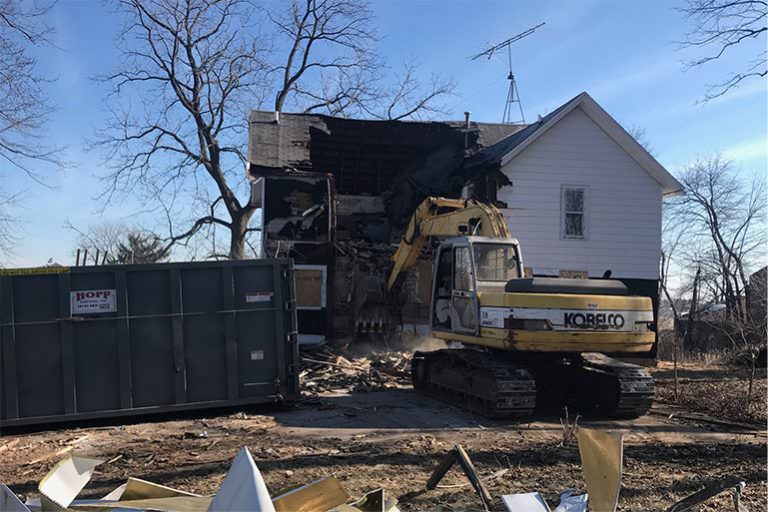 Slabaugh Services | Topsoil, Dirt, Stone, Mulch, Boulders in Rockford IL